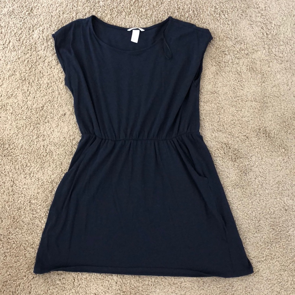 H&M jersey dress size M.  Has pockets